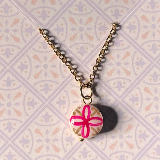 Collana Color Oro con Micro Maiolica Ciliegia Dorato