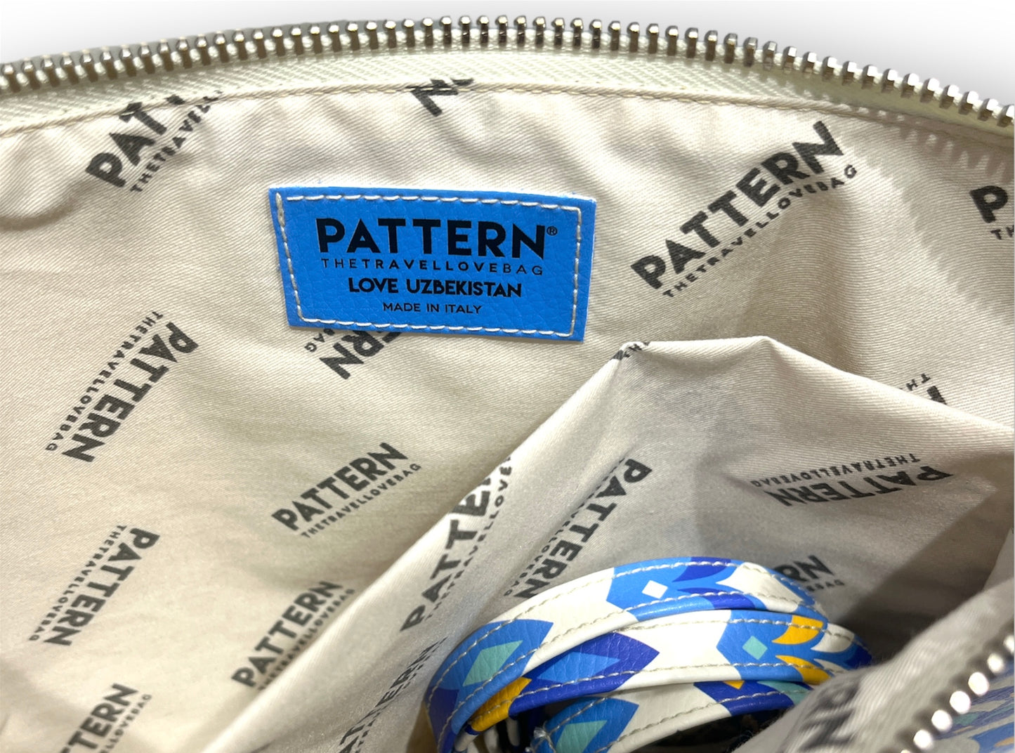 Pochette UZBEKISTAN
