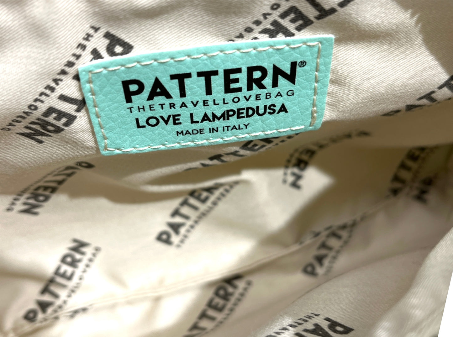 Bag con Tracolla Dorata LAMPEDUSA