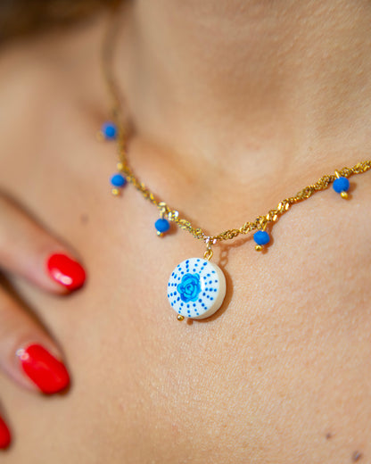 Collana girocollo Rosa blu Feminist like ROSALIA
