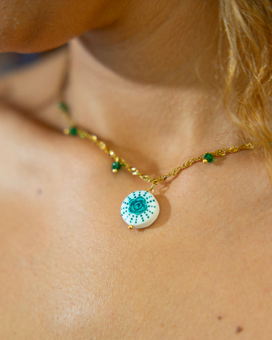 Collana girocollo Rosa verde Feminist like ROSALIA